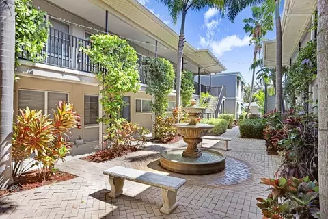 212 S Church Ave #110, Tampa, FL 33609