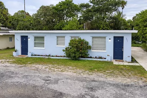 7871 Terrace Rd, Lantana, FL 33462