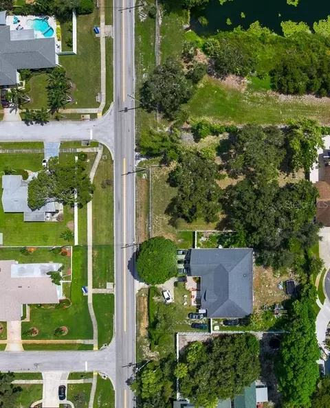 10850 Oakhurst Rd, Largo, FL 33774 photo 9