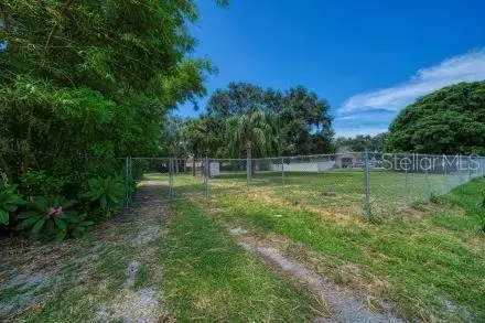 10850 Oakhurst Rd, Largo, FL 33774 photo 4