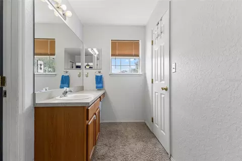 Bath - 11119 Mahin Ln, Riverview, FL 33578 photo 1 of 5