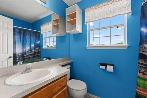 Bath - 11119 Mahin Ln, Riverview, FL 33578 photo 4 of 5