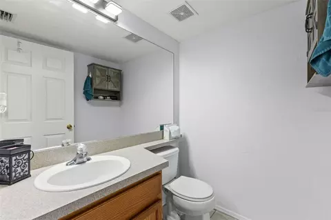 Bath - 11119 Mahin Ln, Riverview, FL 33578 photo 3 of 5