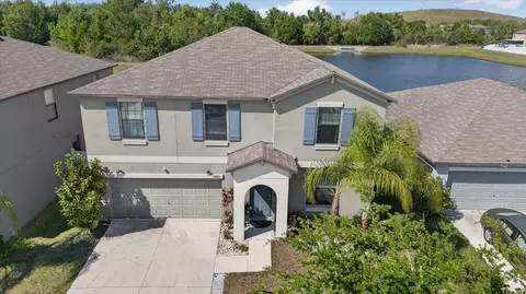 14825 Crescent Rock Dr, Wimauma, FL 33598
