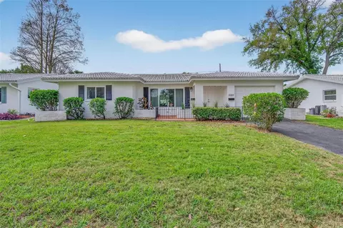 14362 93rd Ave, Seminole, FL 33776