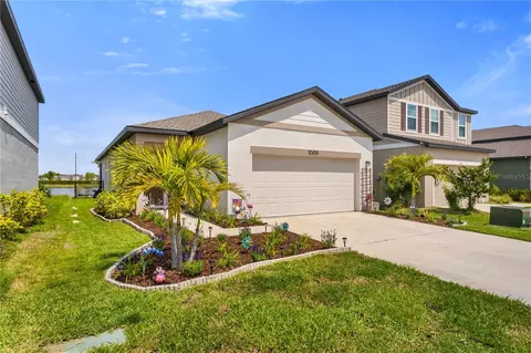 Exterior - 10459 Ladybug Cv, Parrish, FL 34219 photo 6 of 9