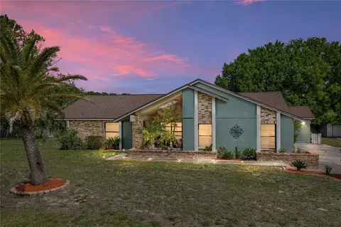 25317 Tradewinds Dr, Land O Lakes, FL 34639