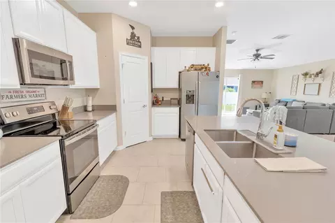 Kitchen - 530 Patton Loop, Bartow, FL 33830 photo 3 of 4