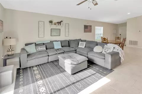 Living - 530 Patton Loop, Bartow, FL 33830 photo 1 of 1