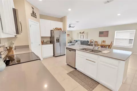 Kitchen - 530 Patton Loop, Bartow, FL 33830 photo 4 of 4