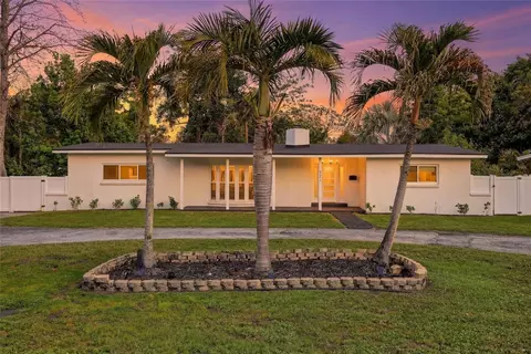 521 51st Ave S, Saint Petersburg, FL 33705