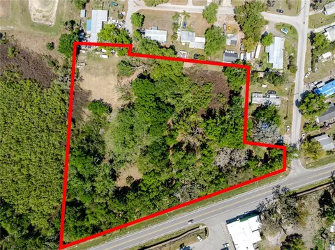 1120 Northwood Dr, Seffner, FL 33584