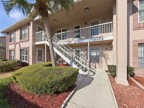 4833 Myrtle Oak Dr #12, New Port Richey, FL 34653