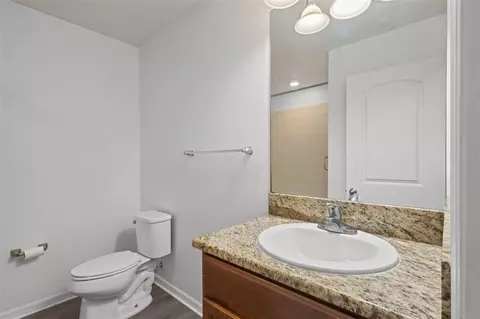 Bath - 12124 Lake Blvd, Trinity, FL 34655 photo 2 of 2