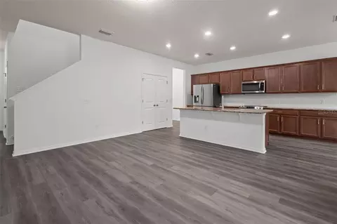 Living - 12124 Lake Blvd, Trinity, FL 34655 photo 2 of 5
