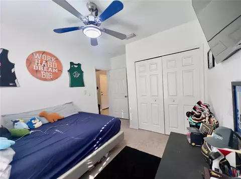Bedroom - 13149 Conquistador Loop, Spring Hill, FL 34610 photo 4 of 5