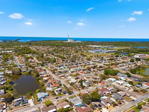 View/Area - 1102 Springtime Dr, Holiday, FL 34691 photo 5 of 5