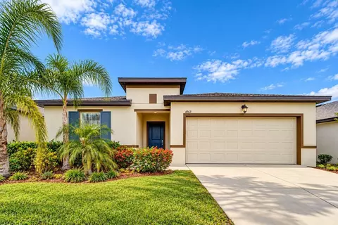 6963 Shelby Lynn Way, Zephyrhills, FL 33542