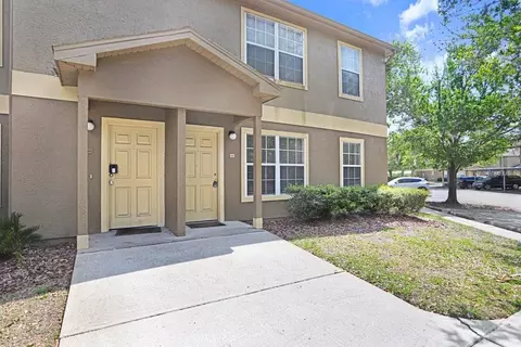 5924 Brickleberry Ln #102, Zephyrhills, FL 33541