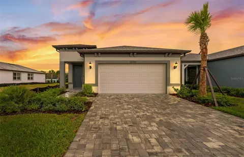 Exterior - 13780 Rocky Pine Pl, Spring Hill, FL 34610 photo 5 of 6