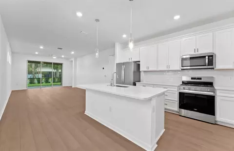 Kitchen - 13780 Rocky Pine Pl, Spring Hill, FL 34610 photo 2 of 2
