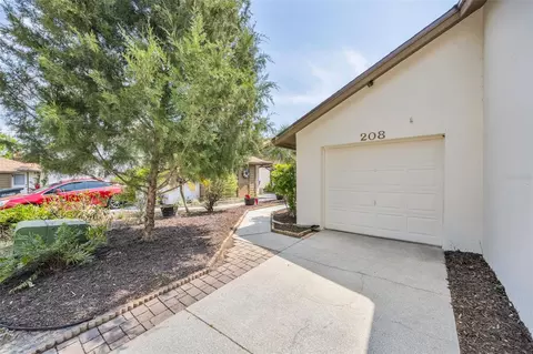 208 Lighthouse Ct, Safety Harbor, FL 34695