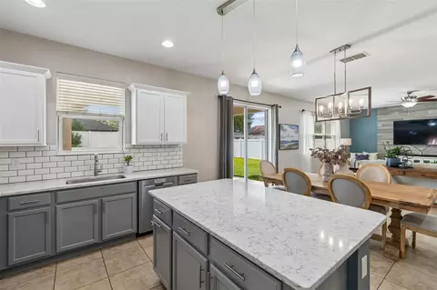 Kitchen - 10517 Massimo Dr, Wimauma, FL 33598 photo 3 of 7