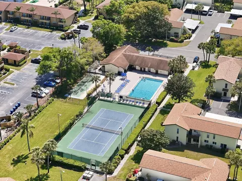 View/Area - 501 E Bay Dr #202, Largo, FL 33770 photo 3 of 5