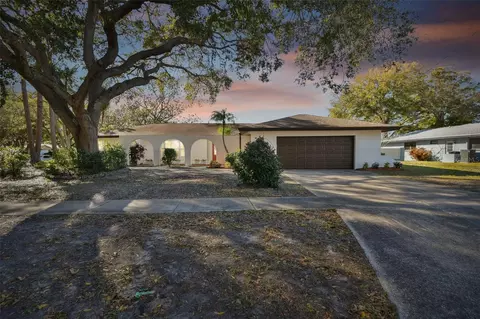 570 Casler Ave, Clearwater, FL 33755