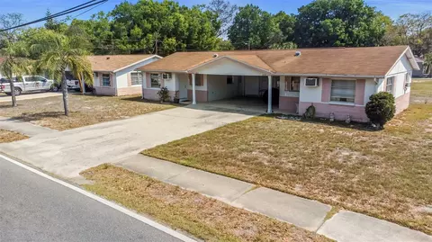5836-5848 Madison St, New Port Richey, FL 34652