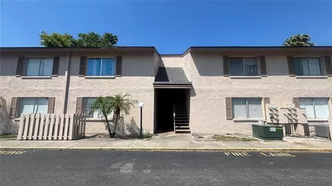 7524 Needle Leaf Pl #32, Tampa, FL 33617