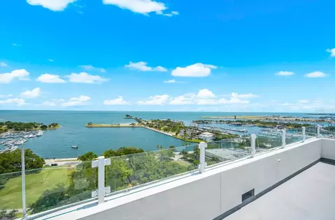 176 4th Ave NE #201, Saint Petersburg, FL 33701