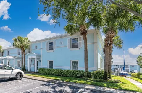 5075 Starfish Dr SE #B, Saint Petersburg, FL 33705
