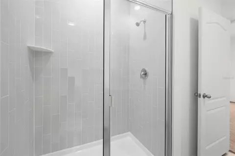 Bath - 13323 Tula Loop, Astatula, FL 34705 photo 2 of 3