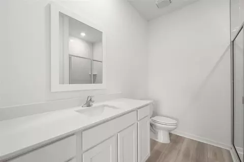Bath - 13323 Tula Loop, Astatula, FL 34705 photo 1 of 3