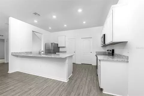Kitchen - 13246 Tula Loop, Astatula, FL 34705 photo 2 of 3