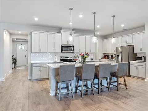 Kitchen - 5215 123rd Ave E, Parrish, FL 34219 photo 1 of 9