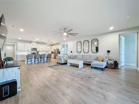 Living - 5215 123rd Ave E, Parrish, FL 34219 photo 2 of 4