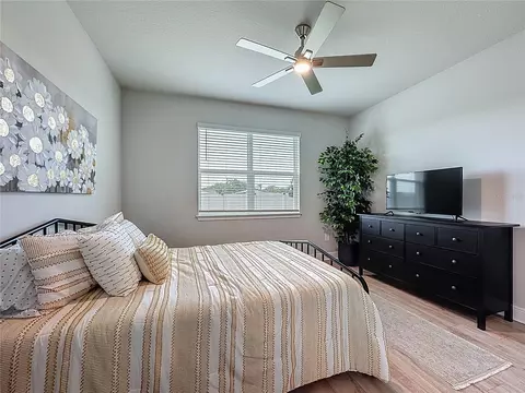 Bedroom - 5215 123rd Ave E, Parrish, FL 34219 photo 3 of 8