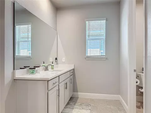 Bath - 5215 123rd Ave E, Parrish, FL 34219 photo 4 of 7