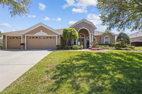13500 Thoroughbred Dr, Dade City, FL 33525