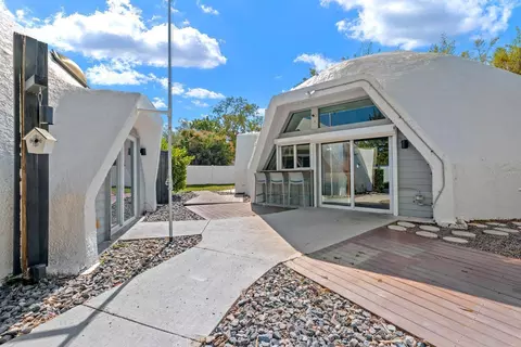 3900 41st St S, Saint Petersburg, FL 33711