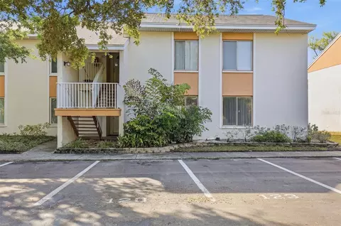 776 100th Ave N #104, Saint Petersburg, FL 33702