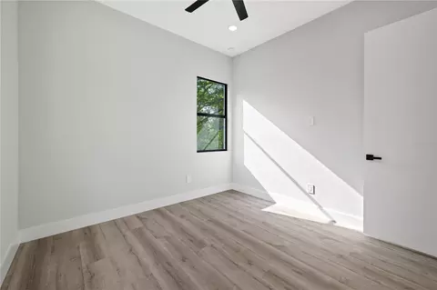 Bedroom - 3104 W Pine St, Tampa, FL 33607 photo 3 of 8