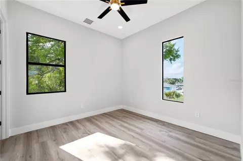 Bedroom - 3104 W Pine St, Tampa, FL 33607 photo 6 of 8