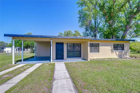 306 E Langford Dr, Plant City, FL 33563