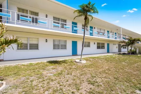 2011 58th Ave N #5, Saint Petersburg, FL 33714