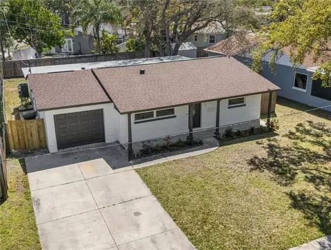 8201 Riverside Dr NE, Saint Petersburg, FL 33702