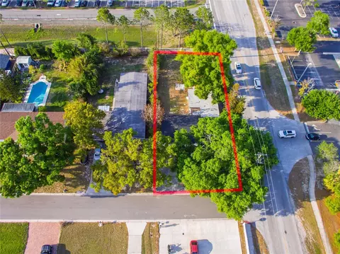 View/Area - 545 N Terrace Dr, Brandon, FL 33510 photo 2 of 8