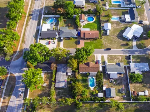 View/Area - 545 N Terrace Dr, Brandon, FL 33510 photo 7 of 8